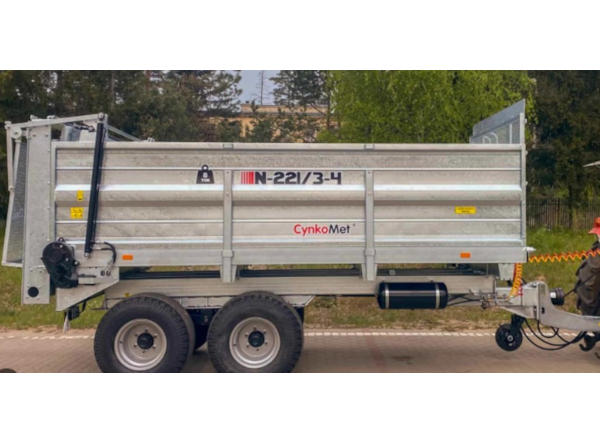 Masina de imprastiat gunoi CynkoMet  N-221/3-4 de vanzare